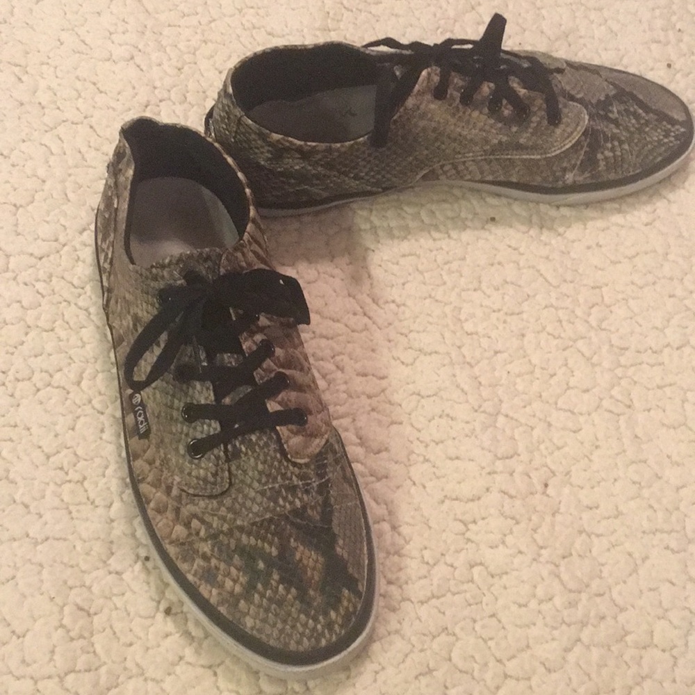 Mens Skate Shoes
